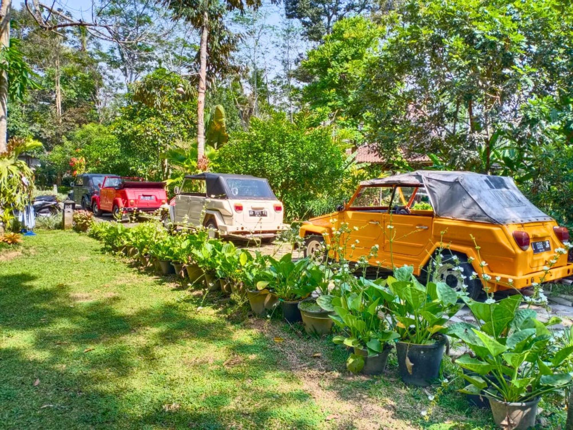 Ndalem Nitihardjan Hotell Magelang Exteriör bild